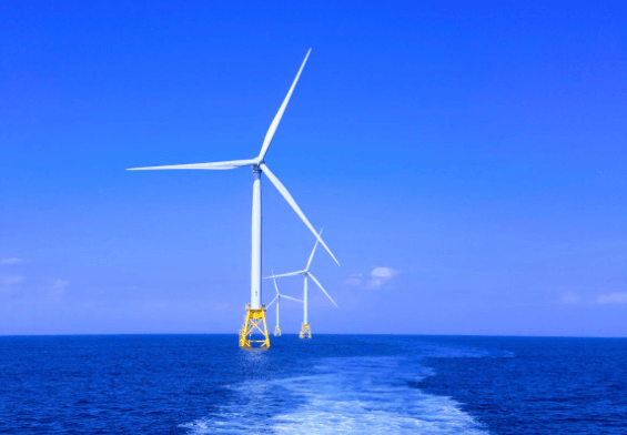 洋上の風力発電機