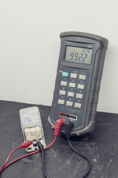 LCR Meter - SR715 and SR720