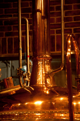 19 Distillation Equipment Manufacturers in 2024